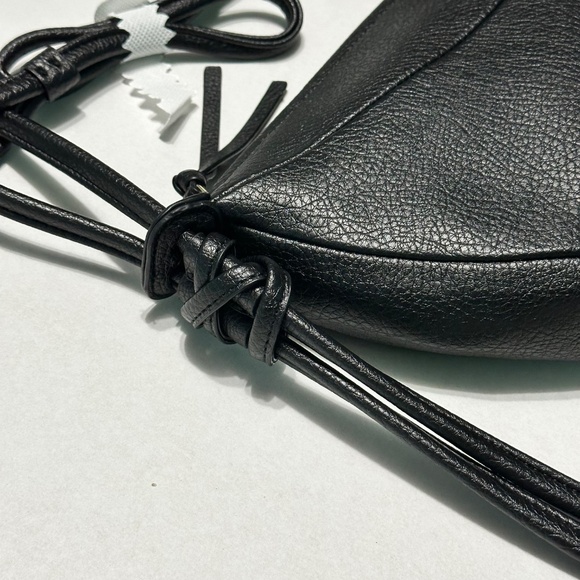 Banana Republic Bag Womens Black Vegan Leather Sling Crossbody NWT - Picture 4 of 8